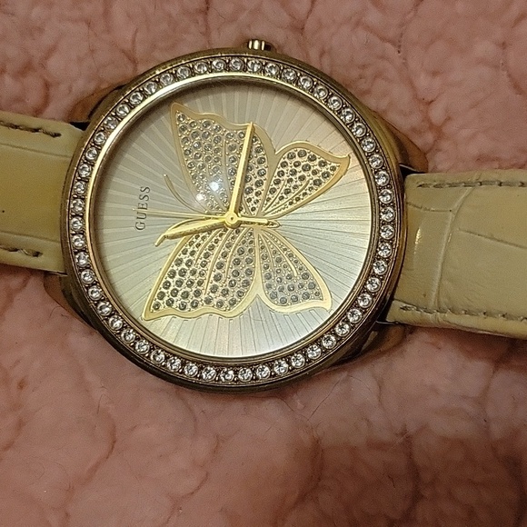 EUC Butterfly Guess Watch - Picture 1 of 9